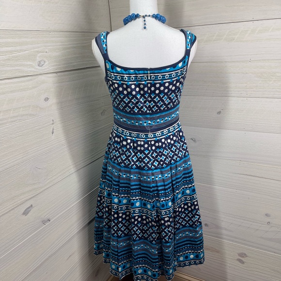 Jones New York Blue & White Print Sundress 8 FREE SHIP - Picture 3 of 5